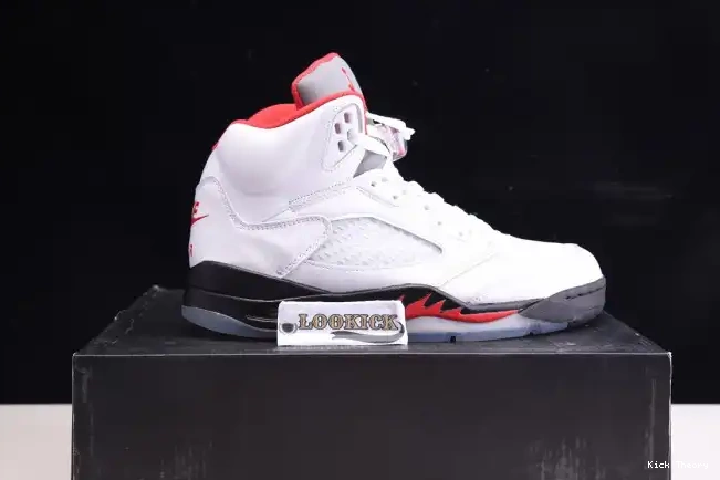 Kicked Out Shoe Store Fire Silver DA1911-102 Air Red Tongue Retro 5 (2020) Jordan 0518